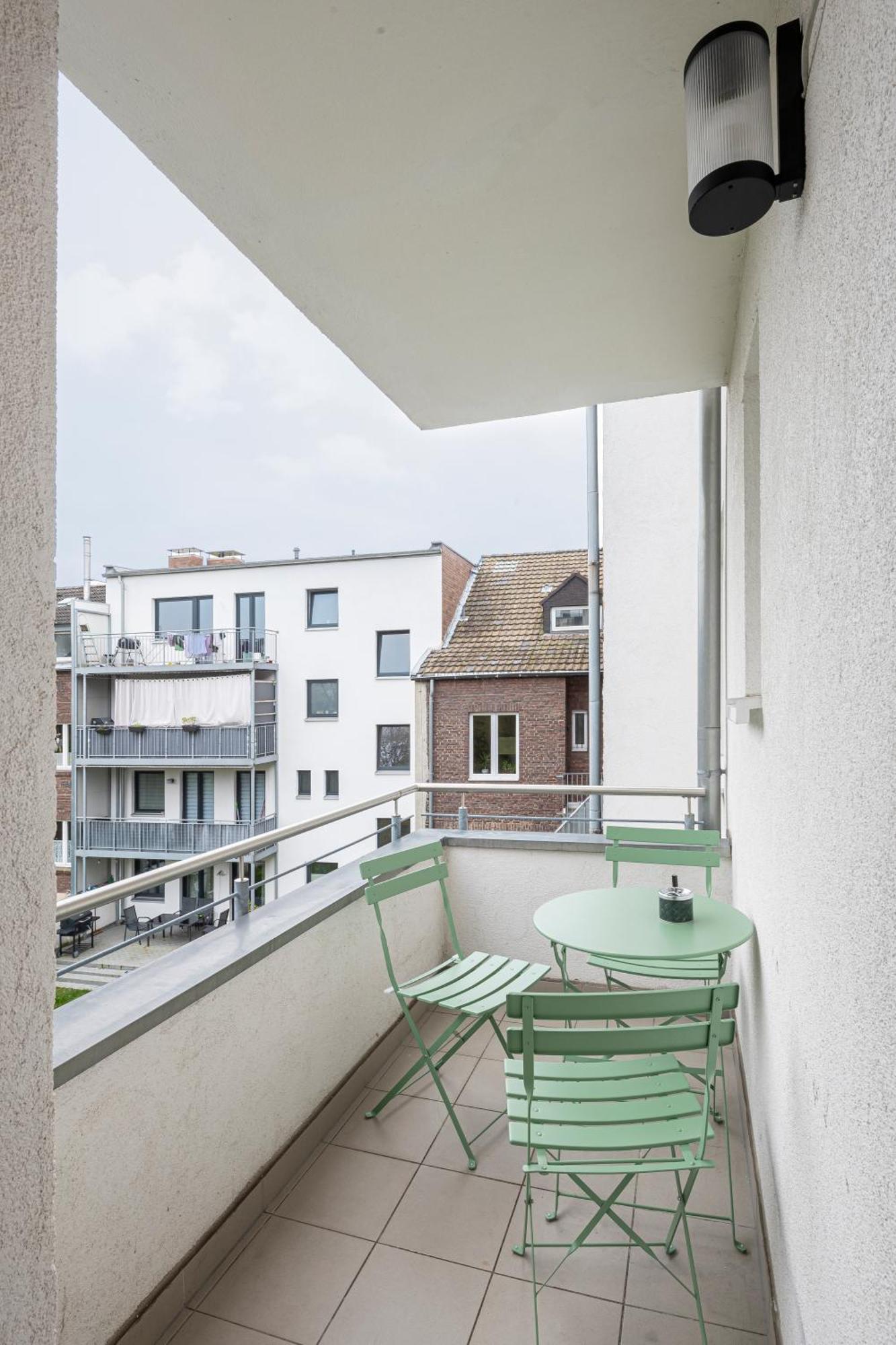 Olive Apartments - 2X Kingsize Betten - Sehr Zentral Leverkusen Exterior foto